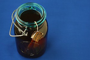 sun-tea-in-a-jar-gimmesomeoven.com