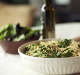 Spaghetti with Parsley and Red Pepper Oil