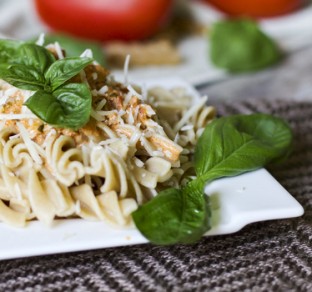 CreamyPestoPasta1smallerTitle