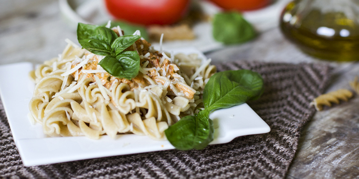 CreamyPestoPasta1smallerTitle